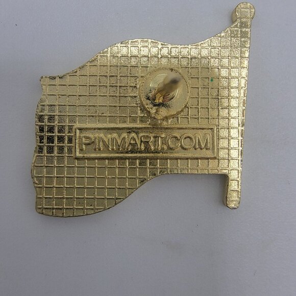 PinMart's Waving American Flag Patriotic‎ Suit Jacket Lapel Pin - Picture 3 of 4